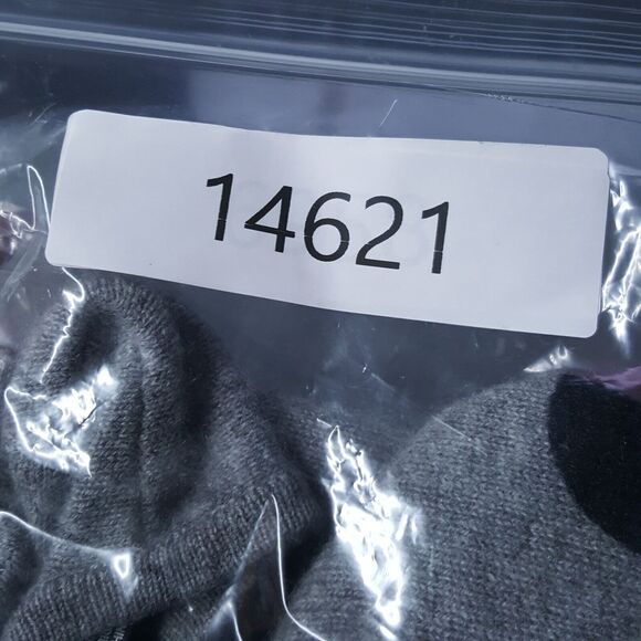 SAKS FIFTH AVENUE Sweater Womens Small Gray Crew Polka Dot 100% Cashmere - Picture 7 of 7